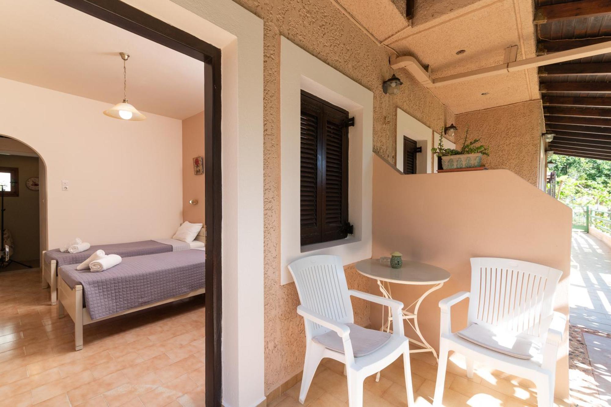 Filia Rooms Matala  Exterior photo