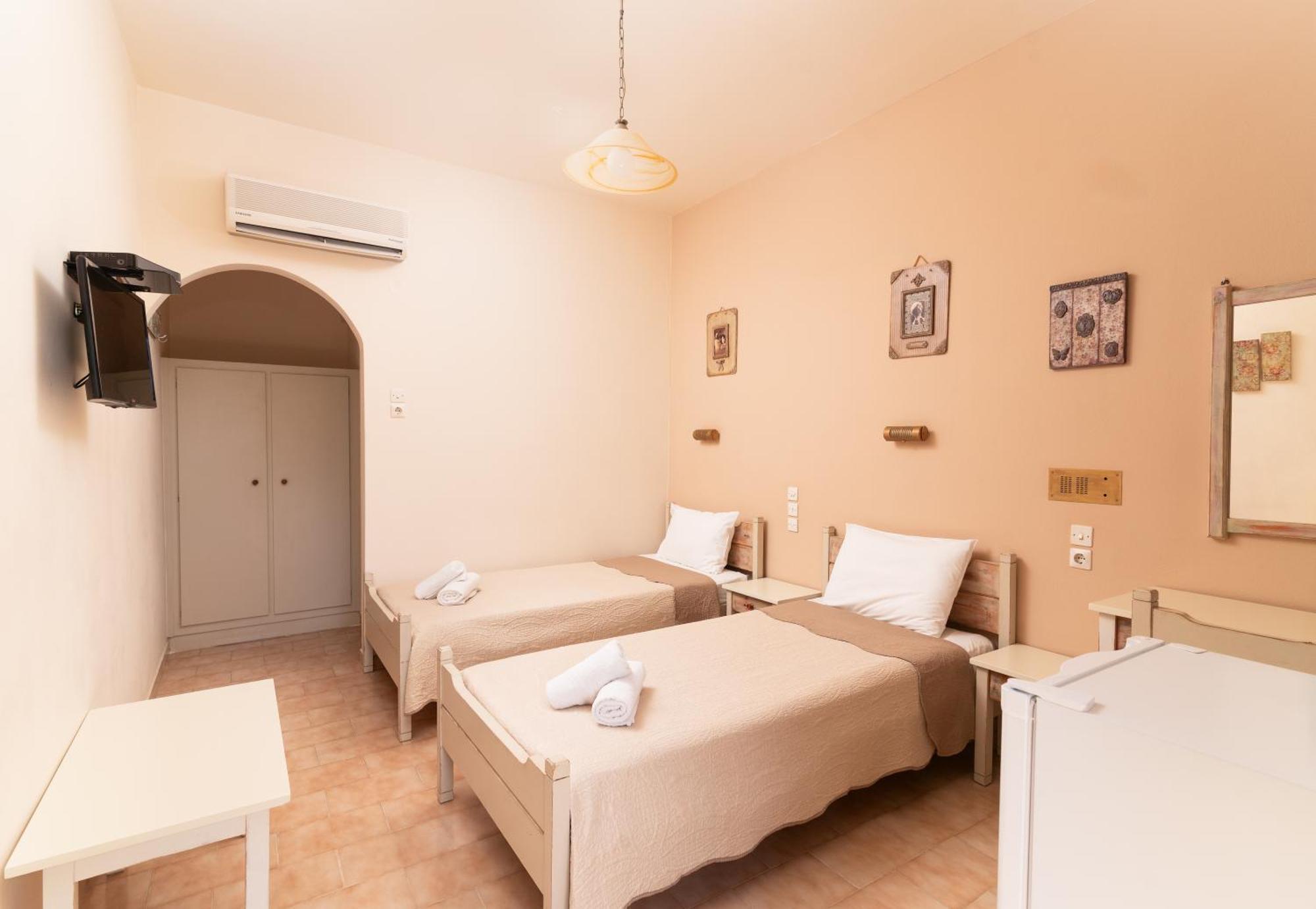 Filia Rooms Matala  Exterior photo